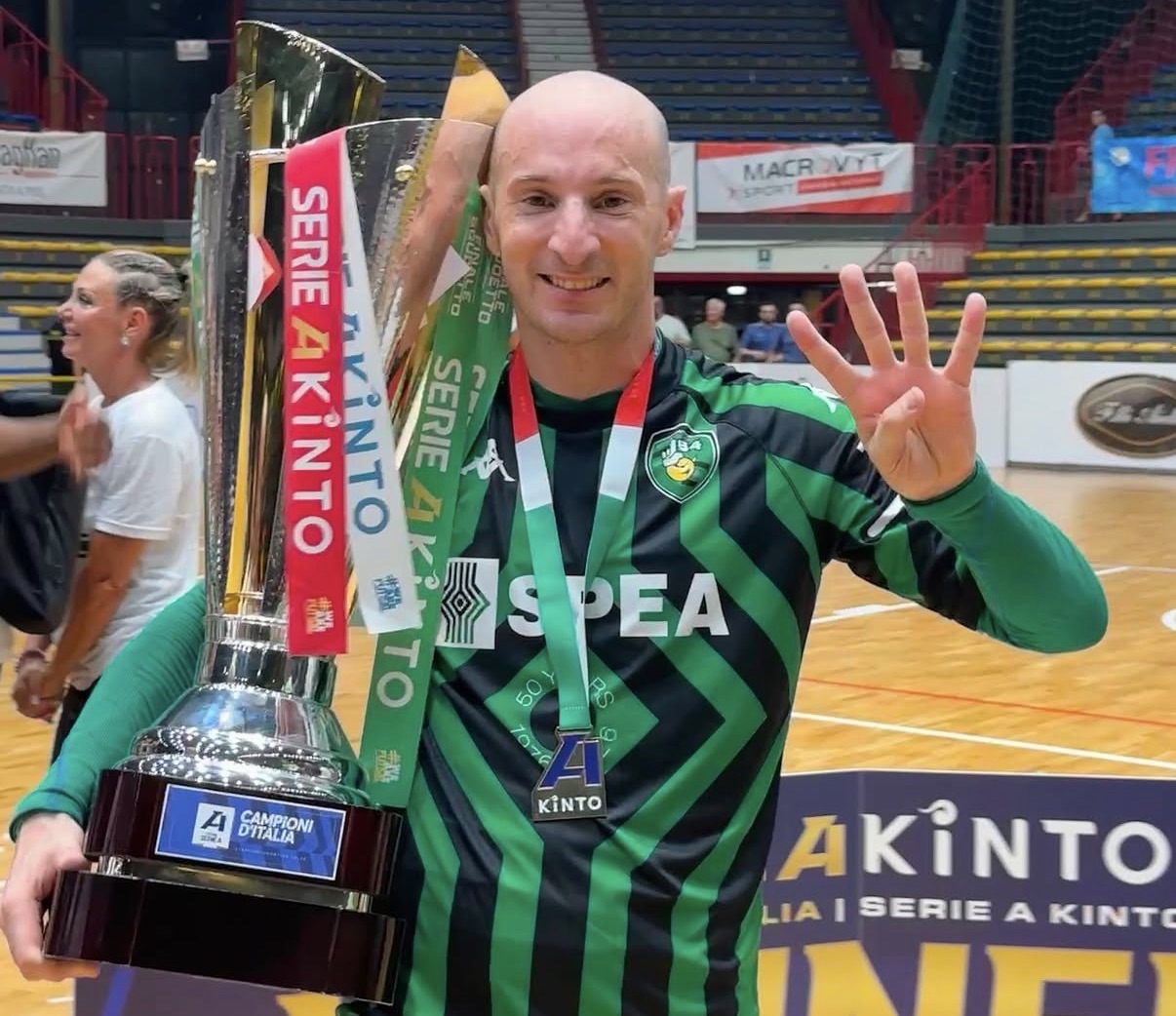 Si chiude un capitolo storico: Cuzzolino saluta la L84 dopo quattro stagioni